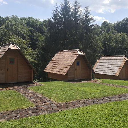 Glamping Naselje Zeleni Turizem Hotel Makole ภายนอก รูปภาพ