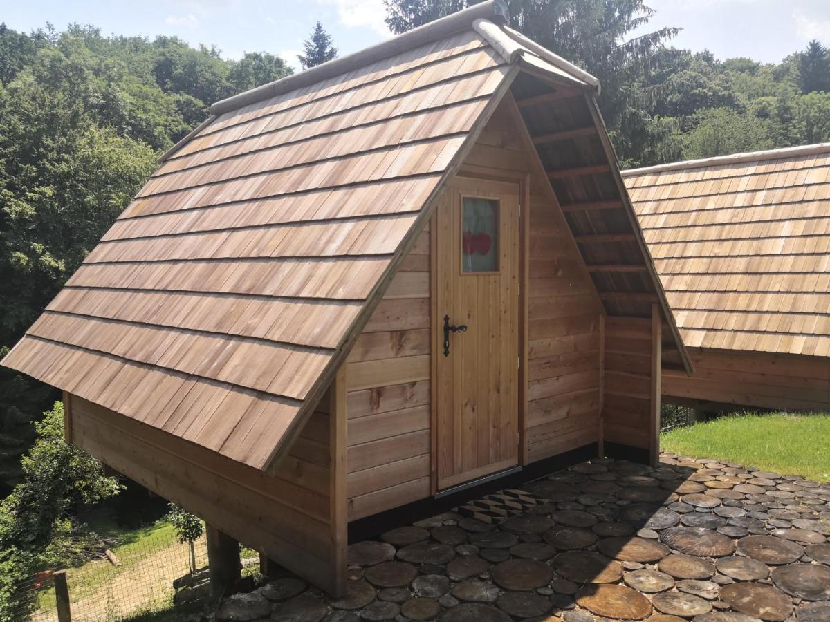 Glamping Naselje Zeleni Turizem Hotel Makole ภายนอก รูปภาพ