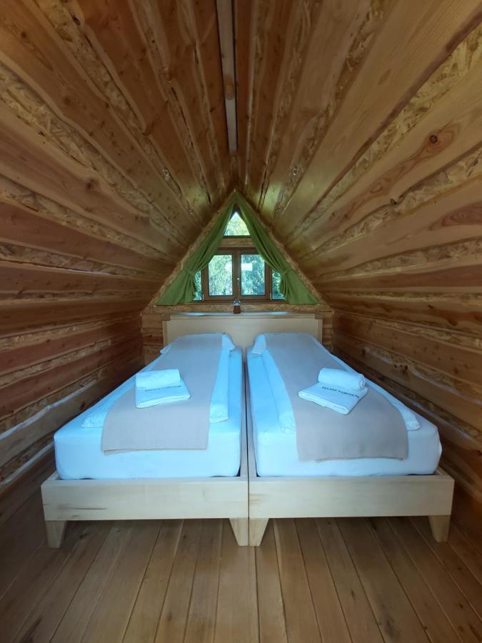 Glamping Naselje Zeleni Turizem Hotel Makole ภายนอก รูปภาพ
